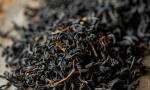 品味独特，品质卓越，梧州三鹤六堡茶，让你体验纯正的品茶之乐